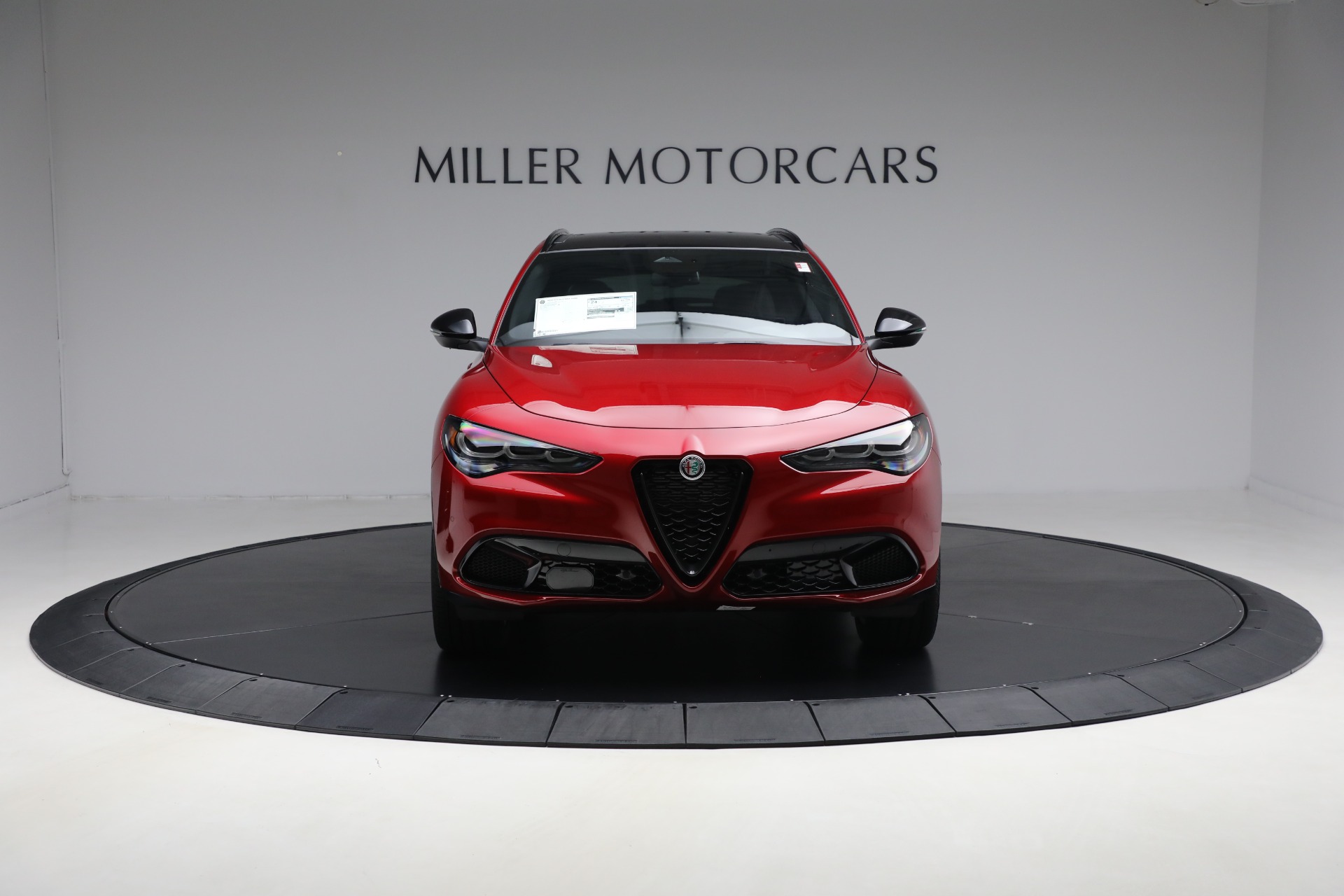 2025 Alfa Romeo Stelvio Sprint Base photo 13