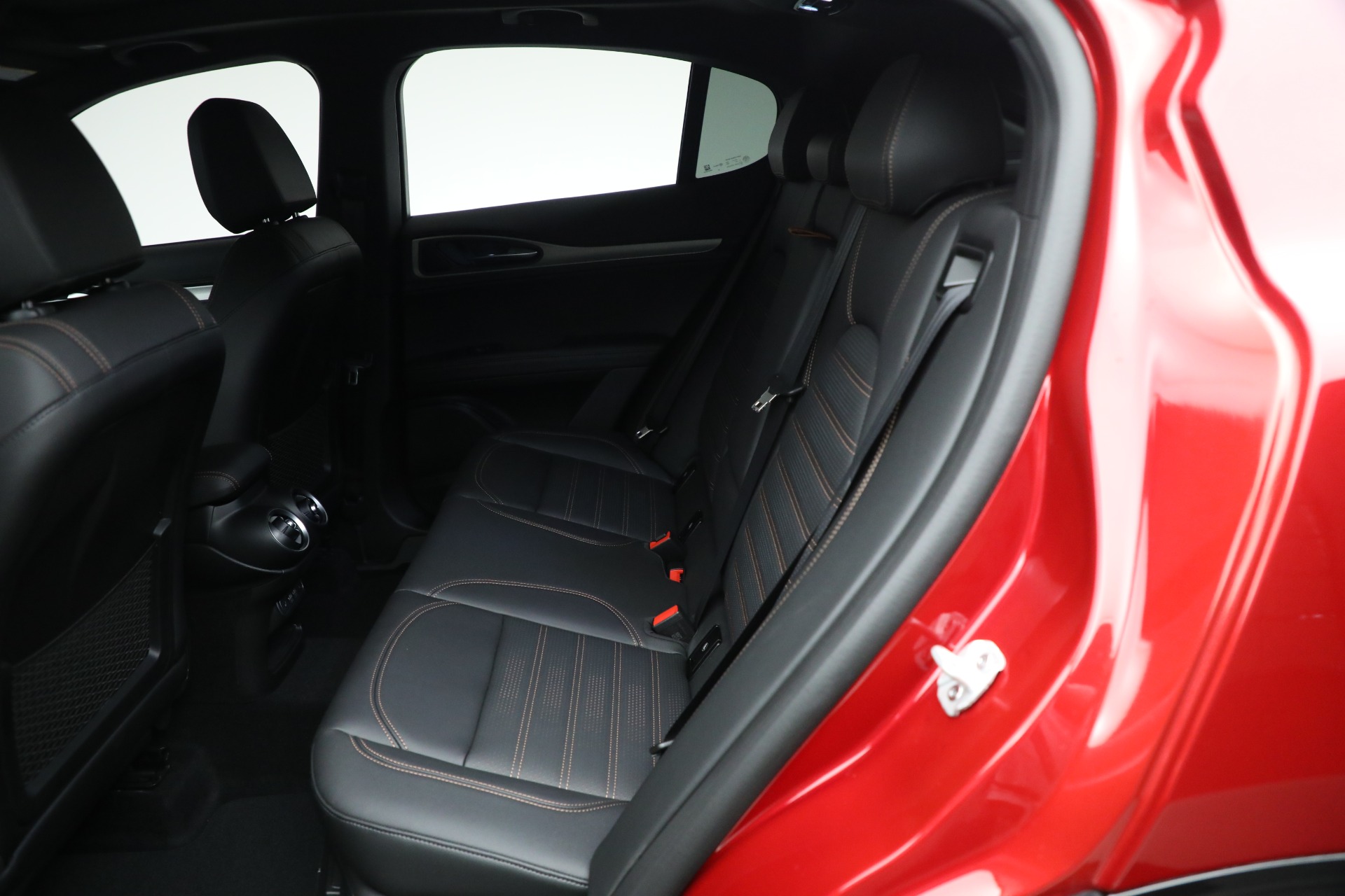 2025 Alfa Romeo Stelvio Sprint Base photo 20