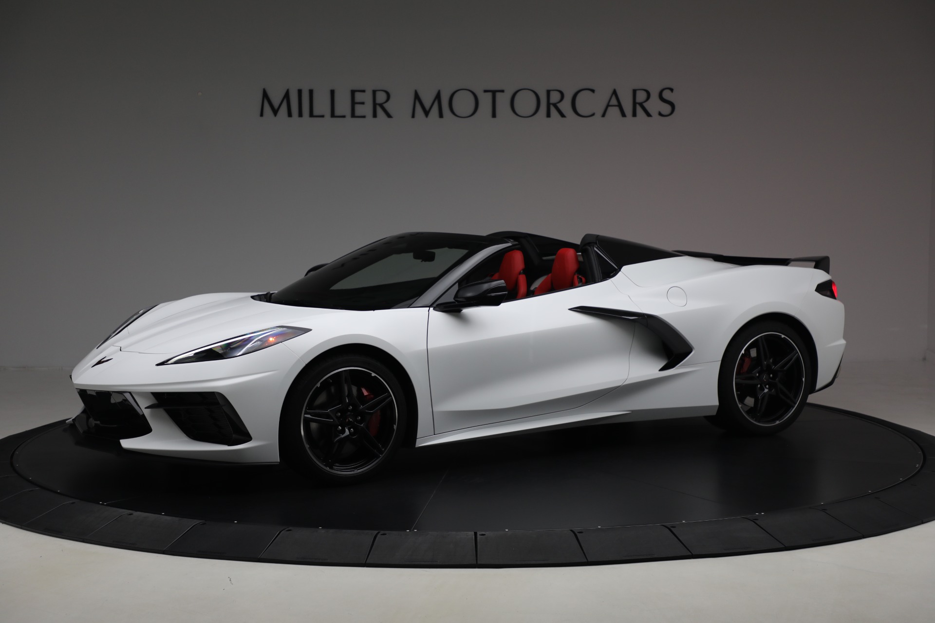 2024 Chevrolet Corvette Stingray photo 2