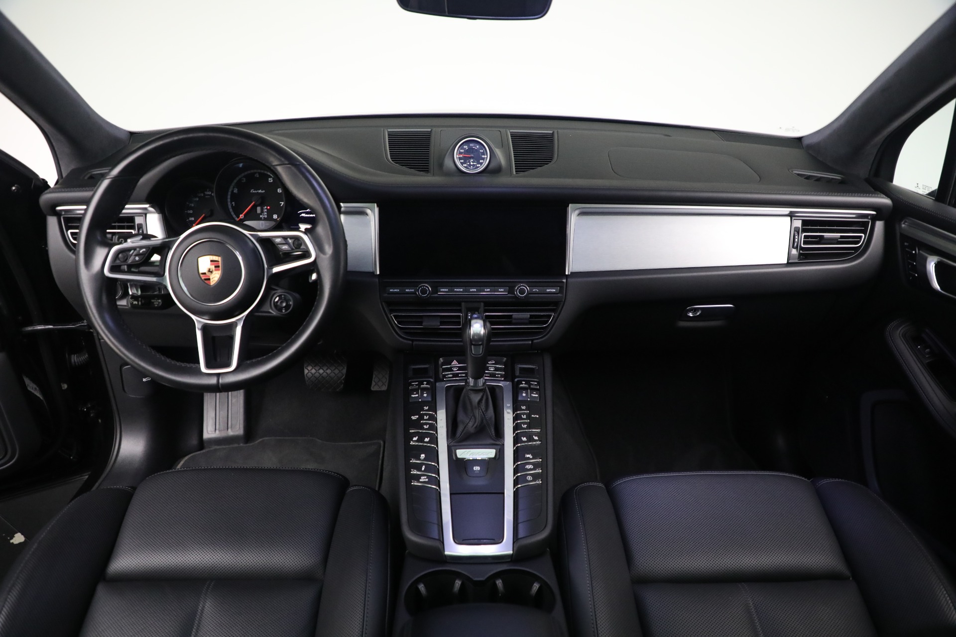 2020 Porsche Macan Turbo photo 20