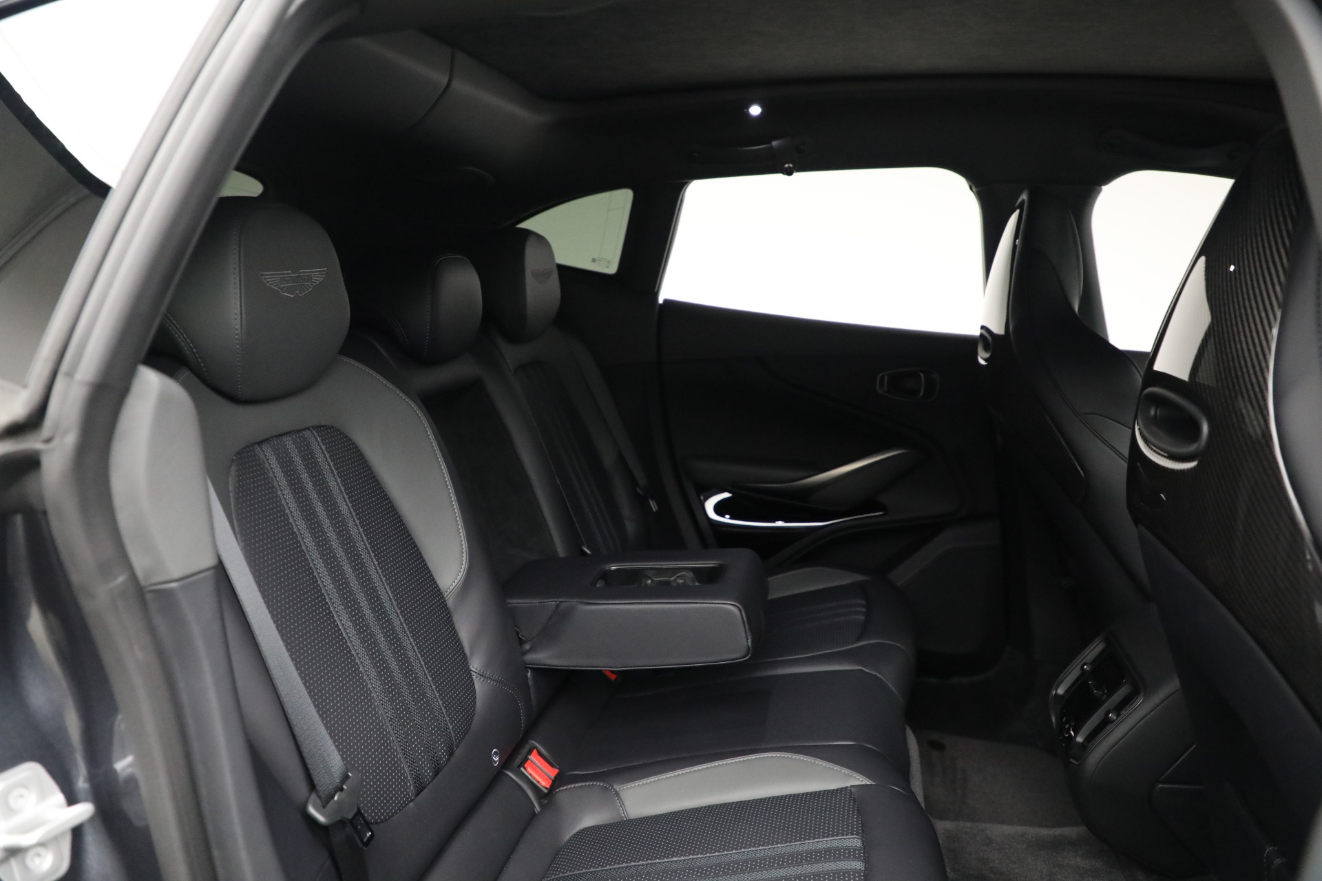 2025 Aston Martin DBX AM8 DBX707 photo 26