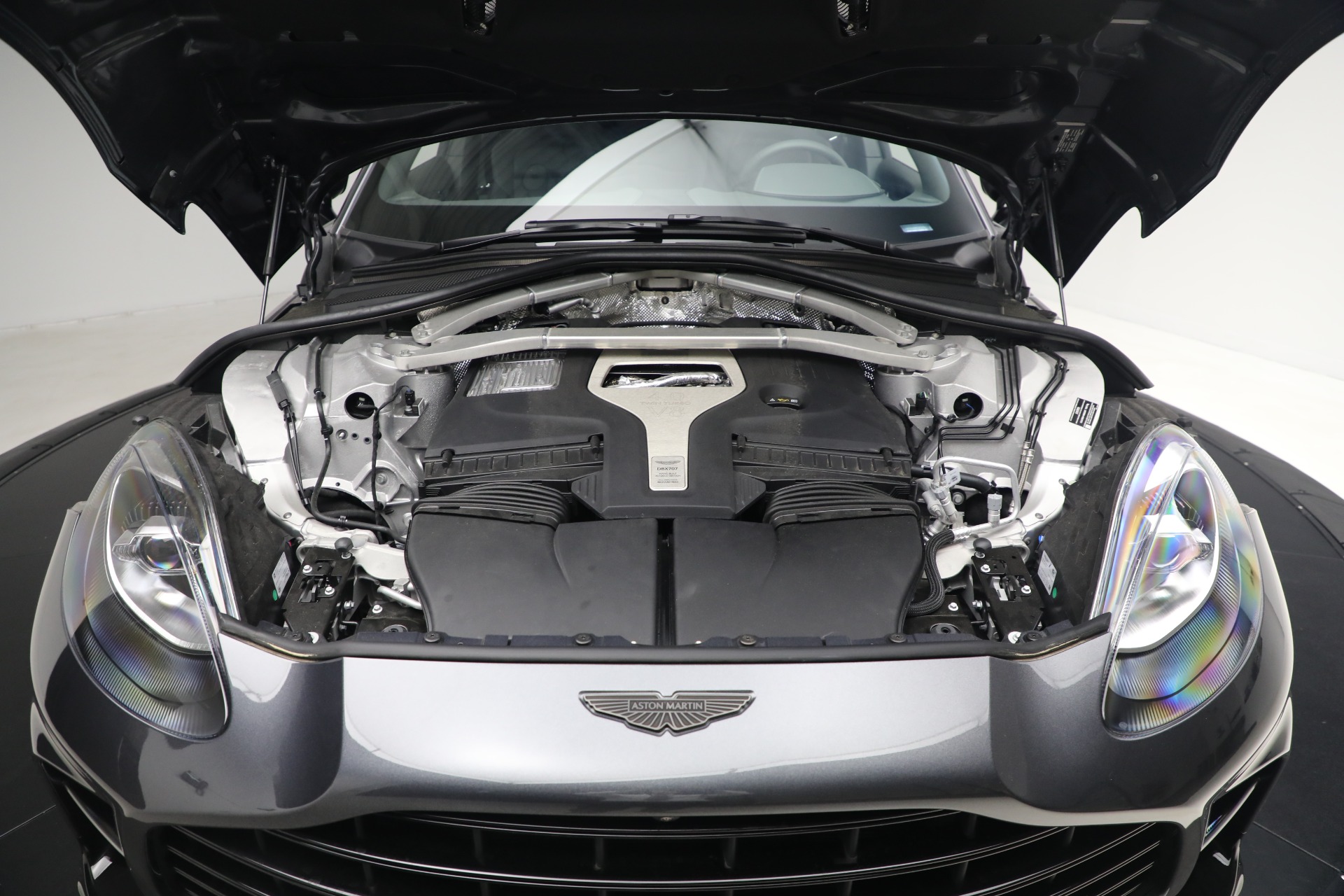 2025 Aston Martin DBX AM8 DBX707 photo 39