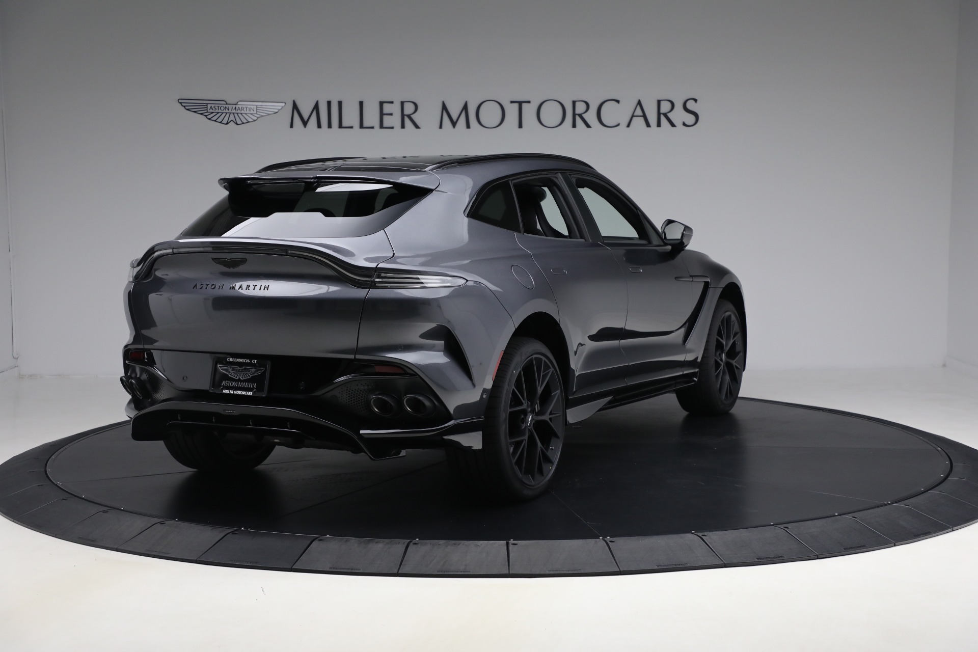 2025 Aston Martin DBX AM8 DBX707 photo 7