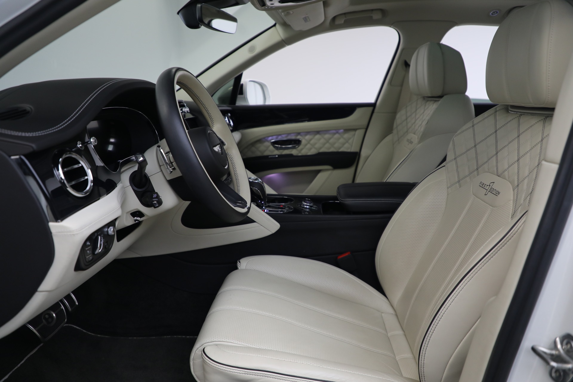 2021 Bentley Bentayga First Edition V8 photo 13