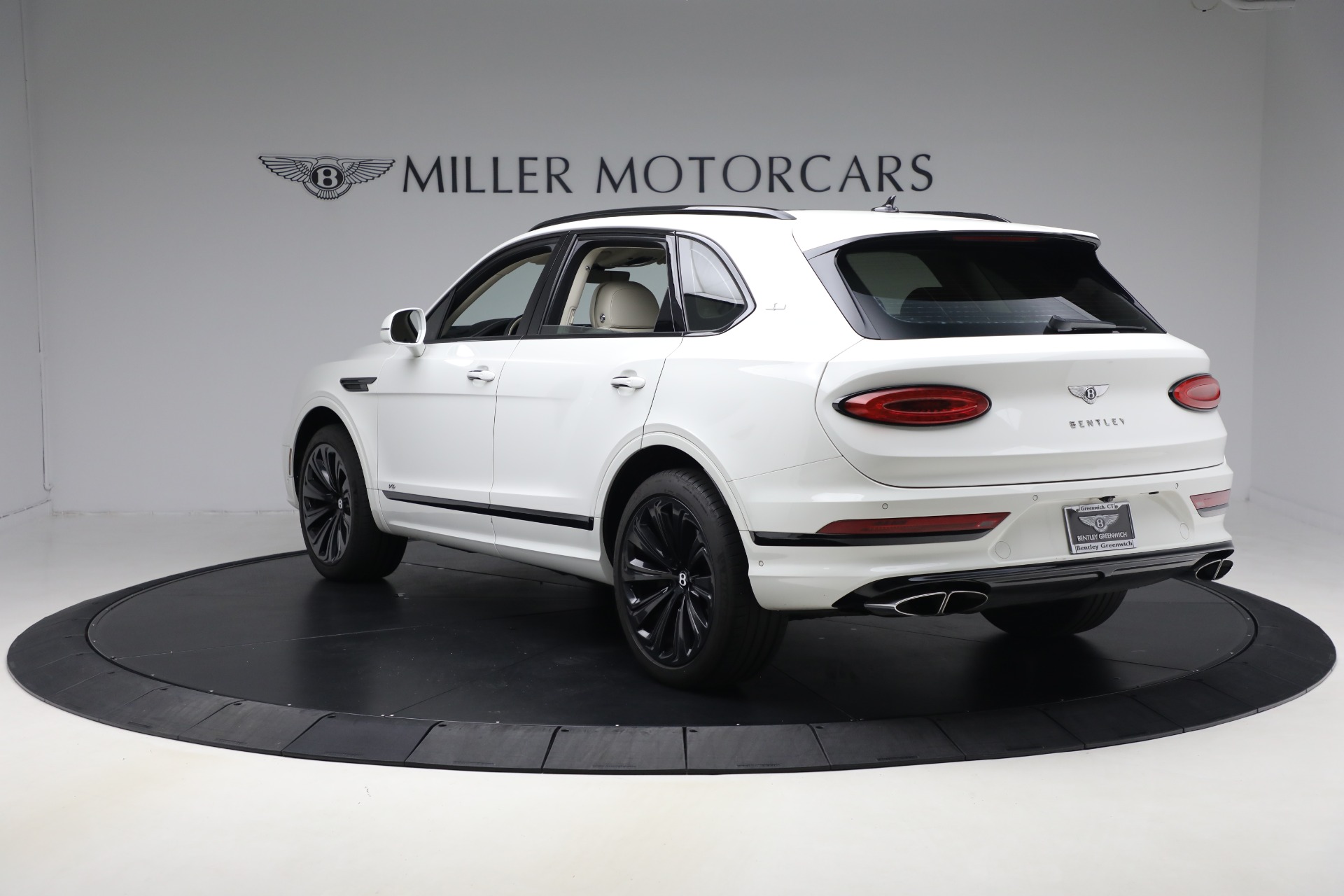 2021 Bentley Bentayga First Edition V8 photo 3