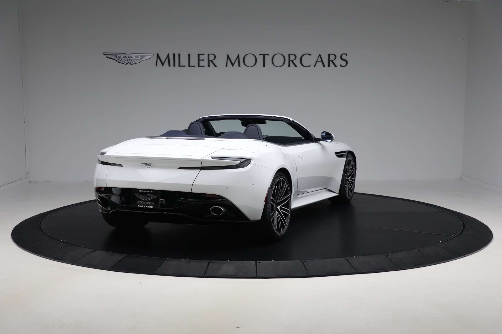 2024 Aston Martin DB12 AM5 photo 7