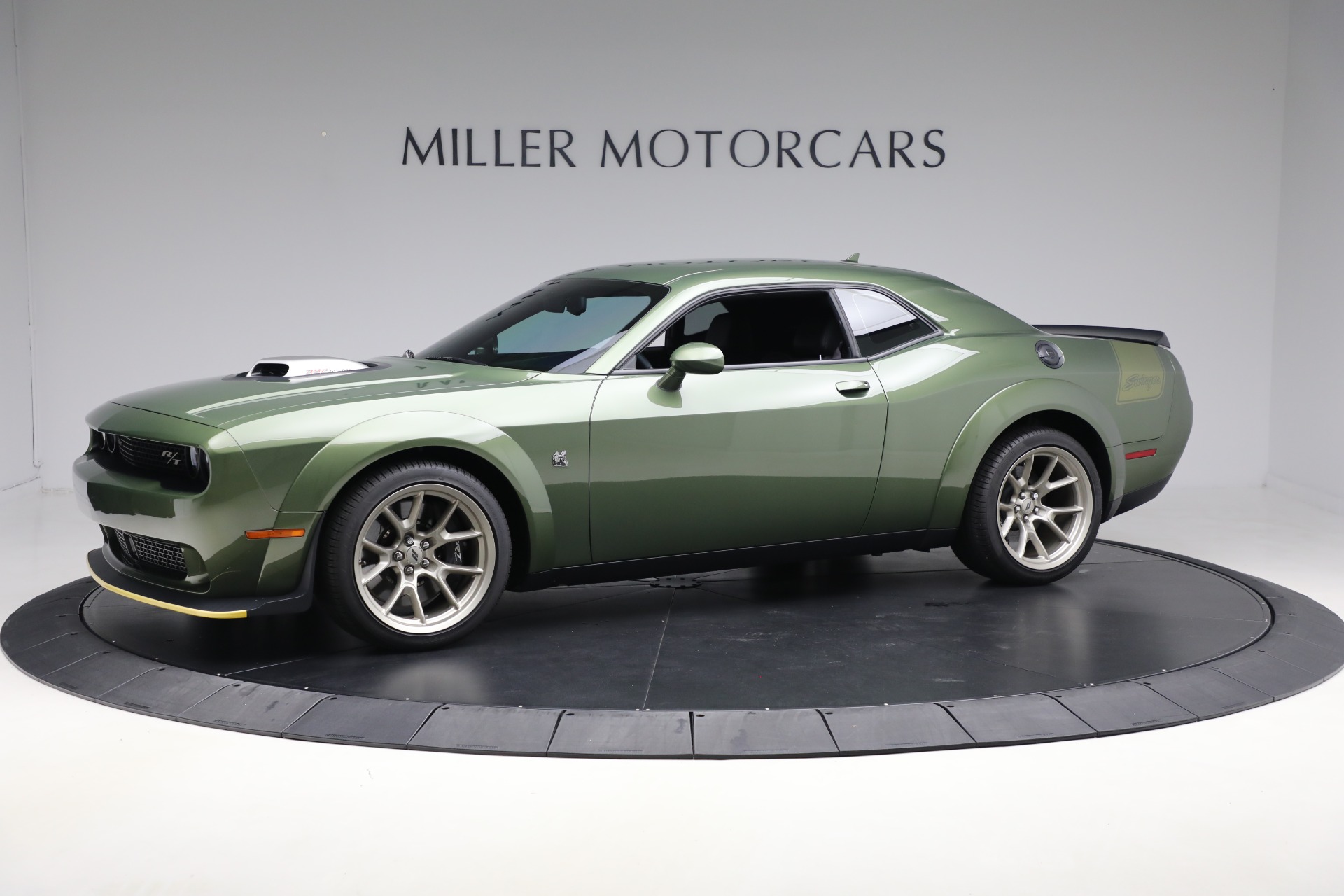 2023 Dodge Challenger R/T Scat Pack photo 2