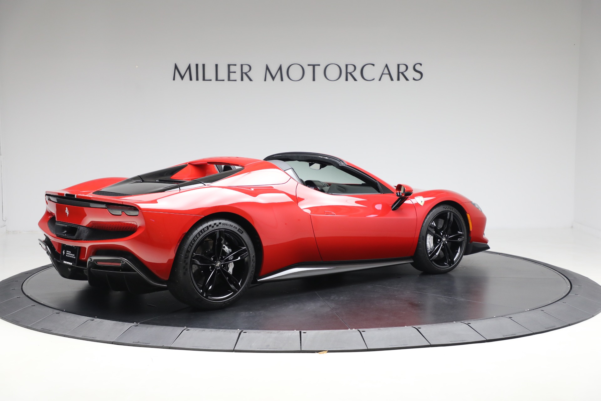 2024 Ferrari 296 GTS photo 8