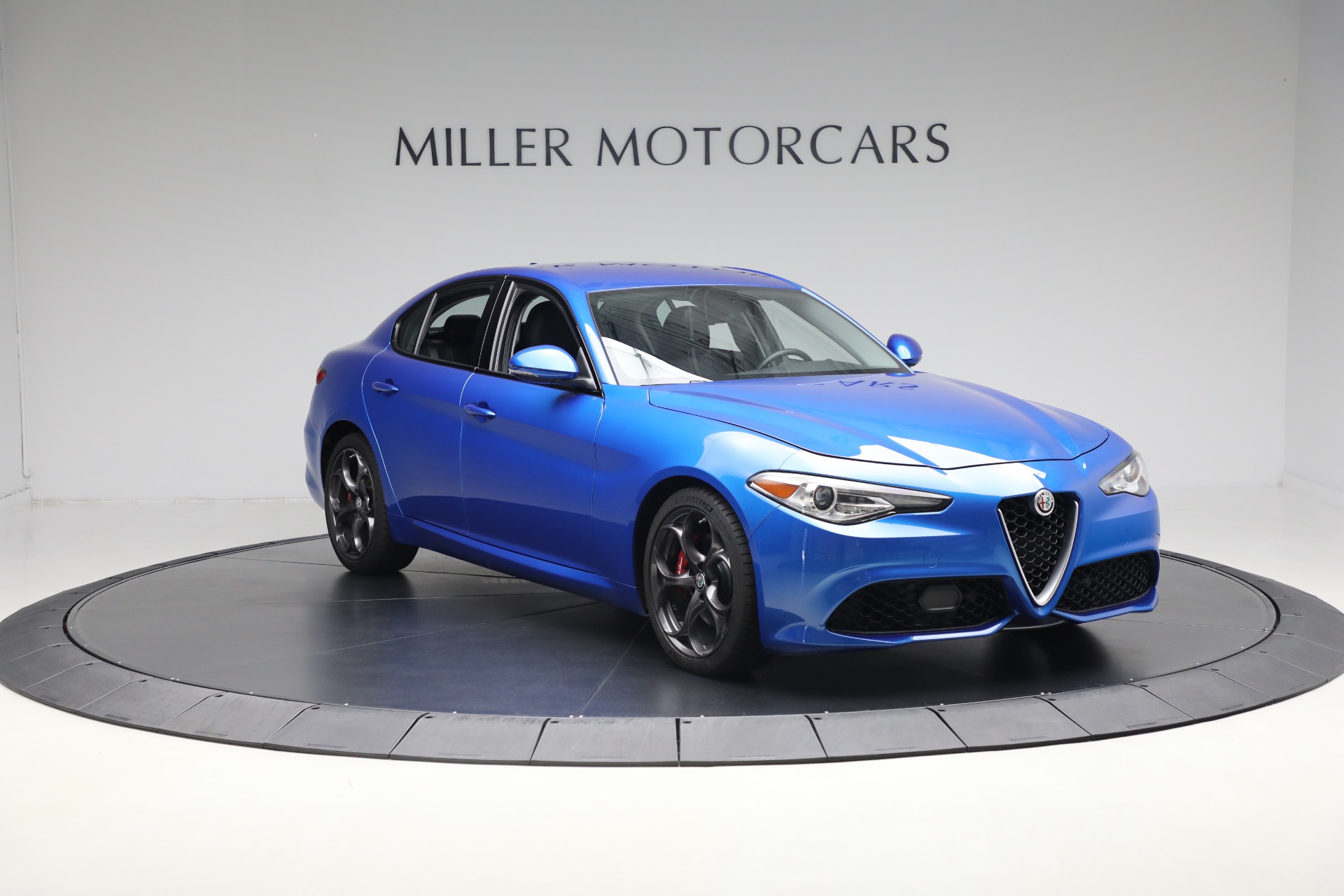 2017 Alfa Romeo Giulia Ti Sport photo 11