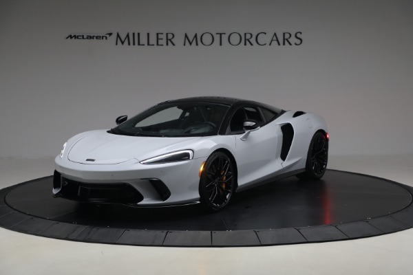 2026 McLaren GTS Base's photo