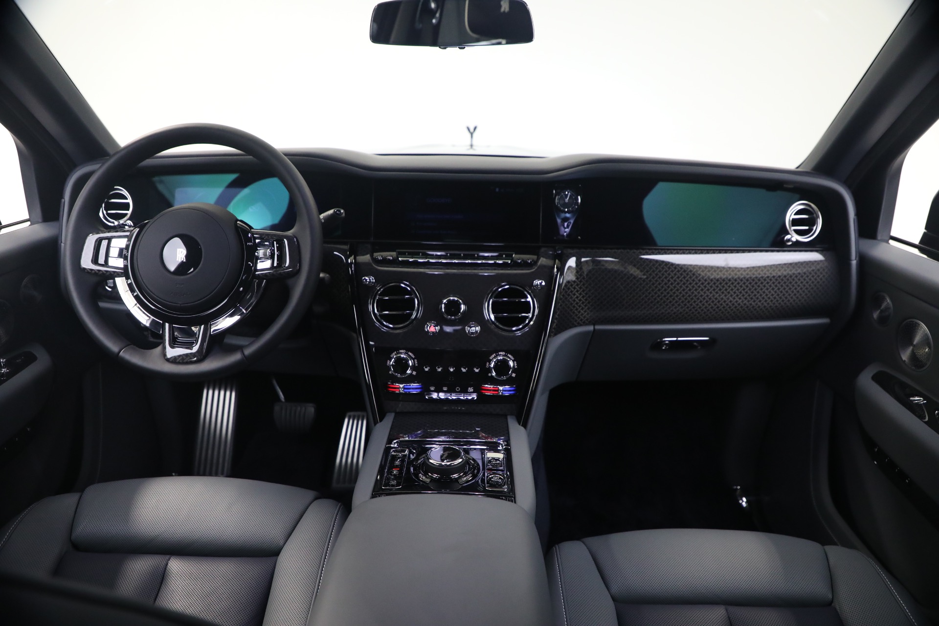 2025 Rolls Royce Cullinan Black Badge photo 4