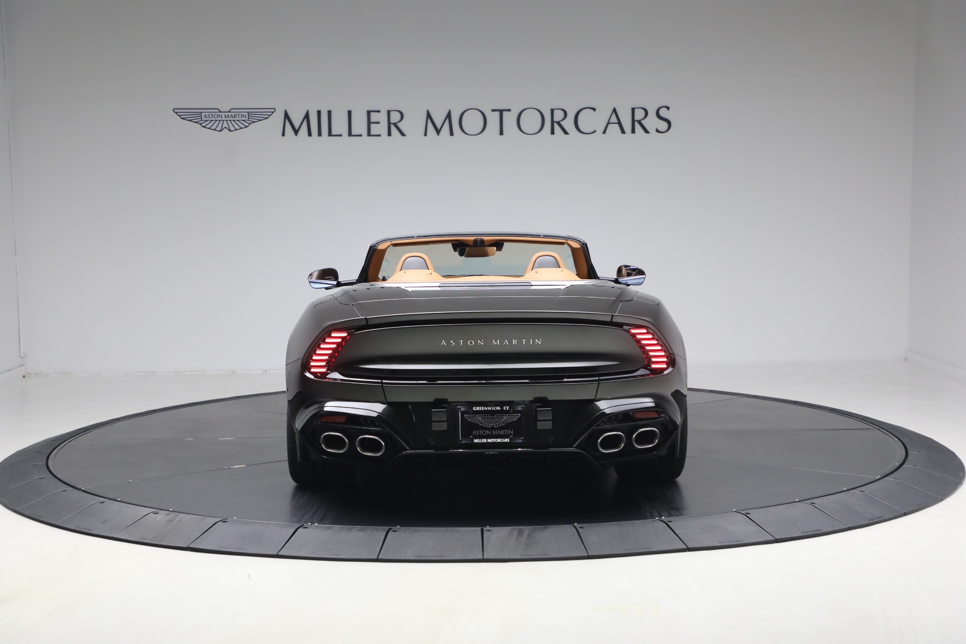 New 2026 Aston Martin Vanquish Volante For Sale ($581,800