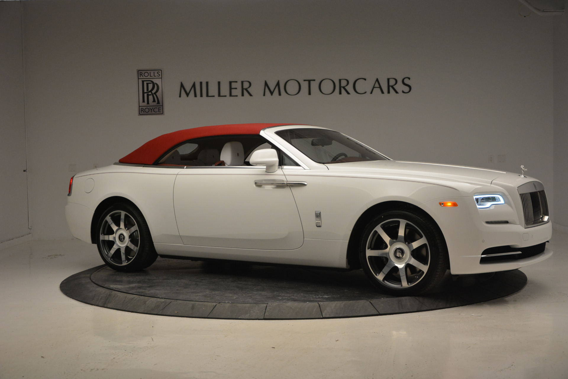 White Rolls Royce Dawn 2018 4k HD Cars 4k Wallpapers Images  Backgrounds Photos and Pictures