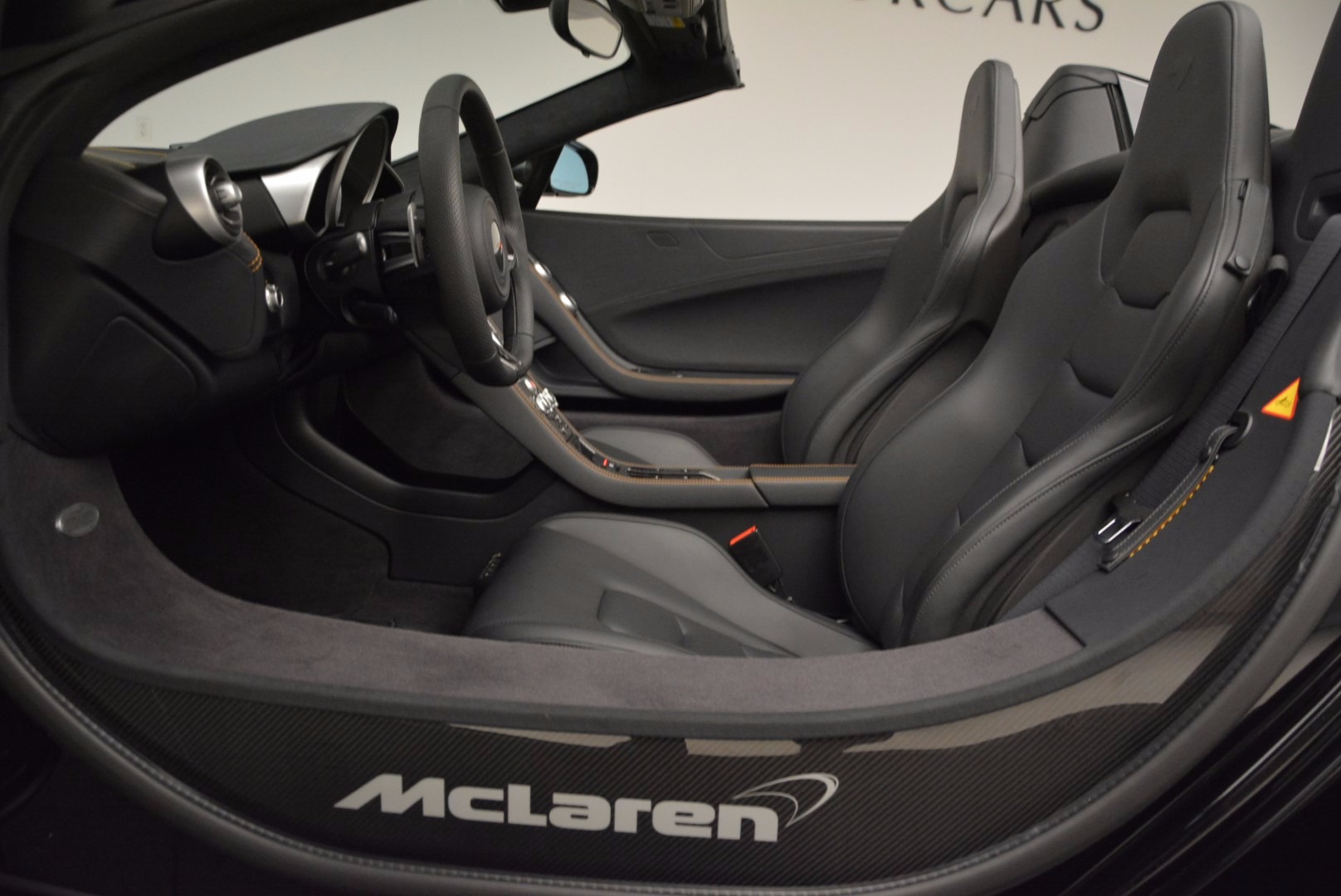 Used-2013-McLaren-12C-Spider