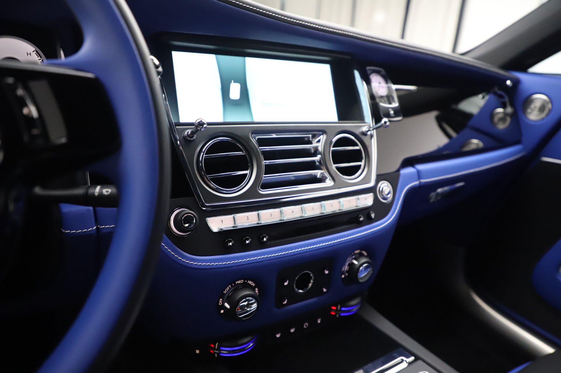 Pre-Owned 2017 Rolls-Royce Wraith Black Badge For Sale Pre-Owned 2017 Rolls-Royce Wraith Black Badge For Sale